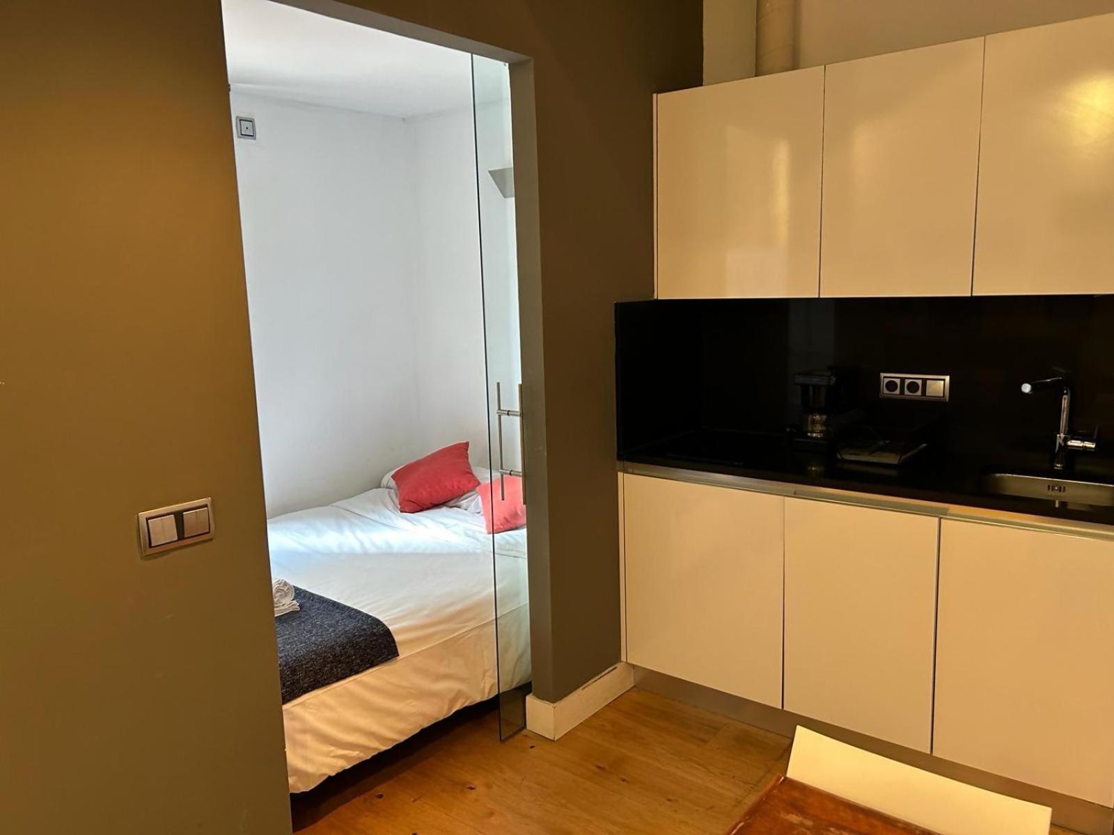 Estudio En Av De America 马德里 外观 照片